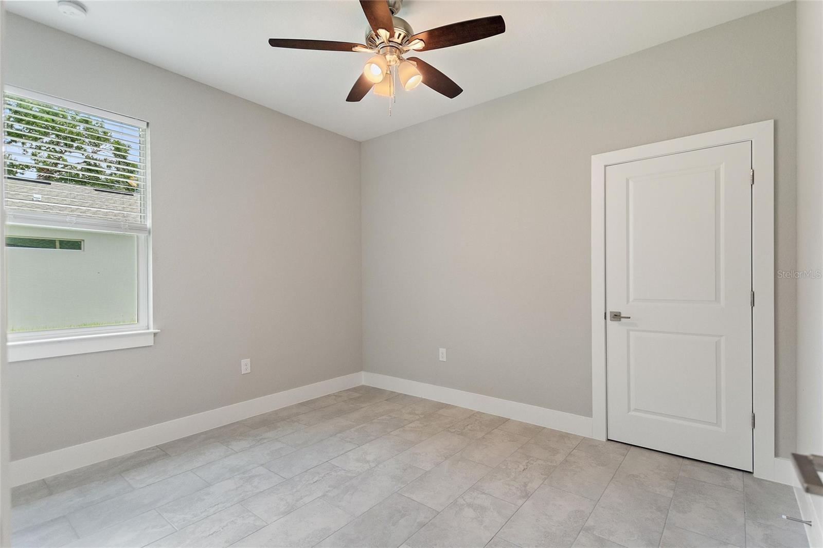 PORT CHARLOTTE SUB 10 - Residential Lease