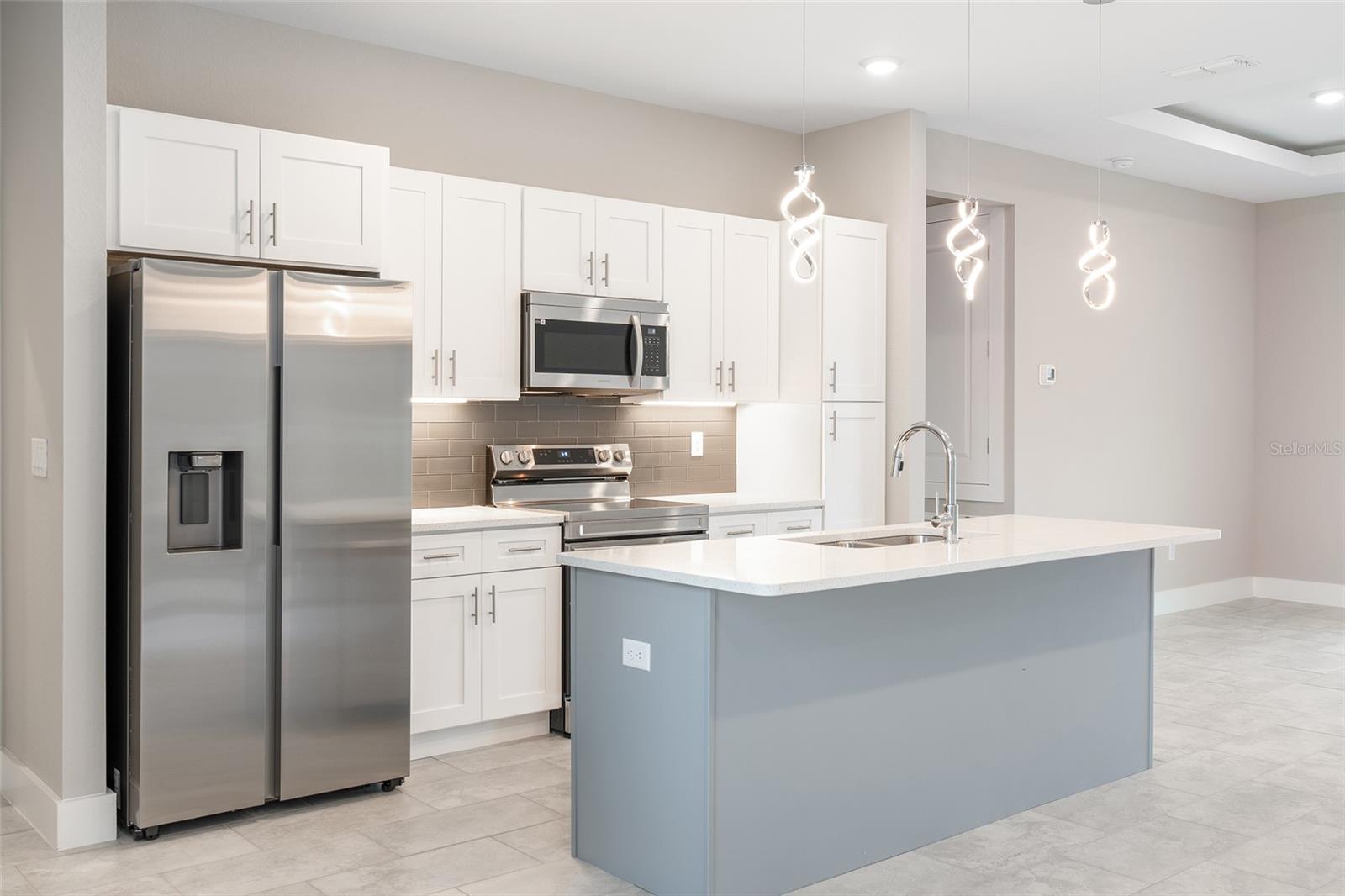 PORT CHARLOTTE SUB 10 - Residential Lease
