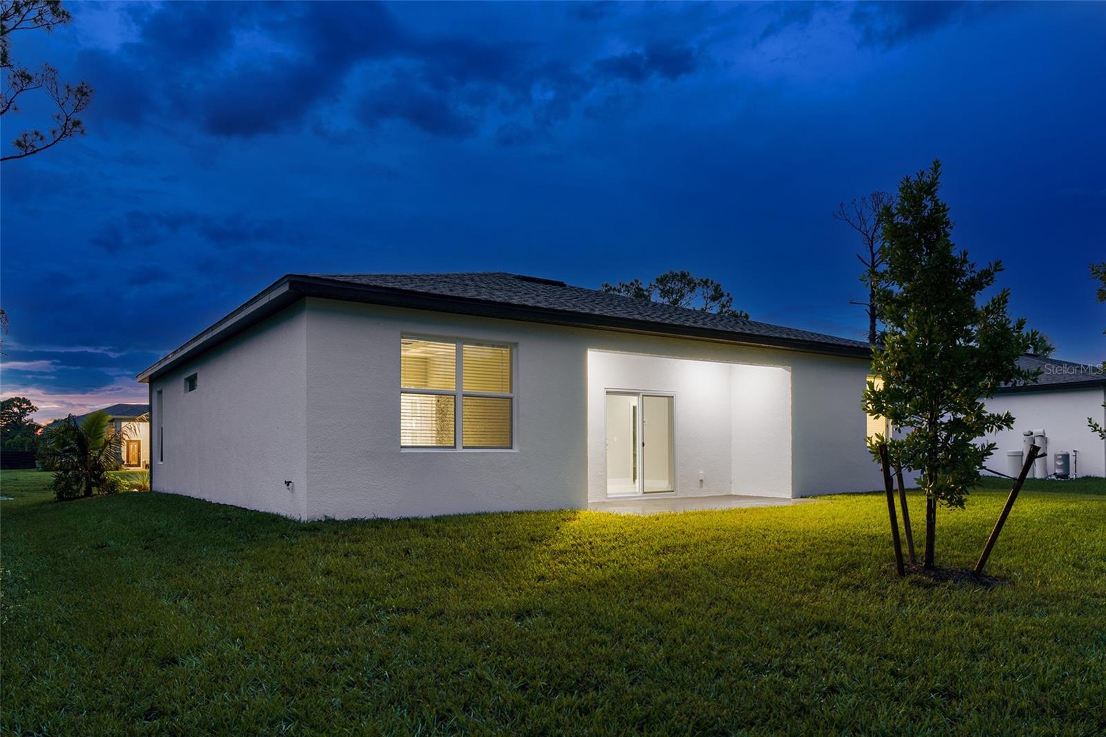 PORT CHARLOTTE SUB 10 - Residential Lease