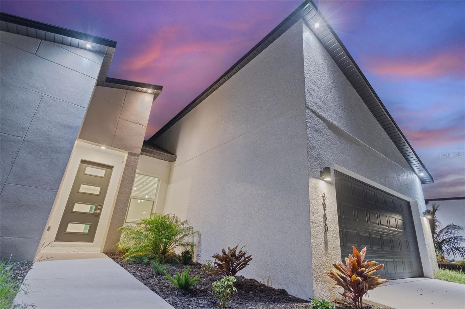PORT CHARLOTTE SUB 10 - Residential Lease