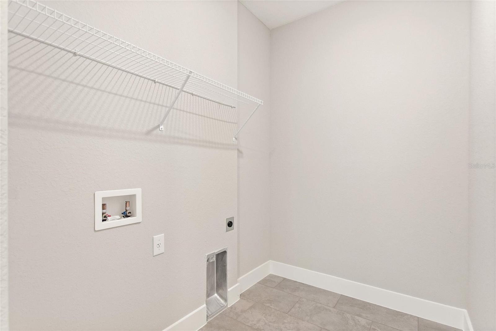 PORT CHARLOTTE SUB 10 - Residential Lease