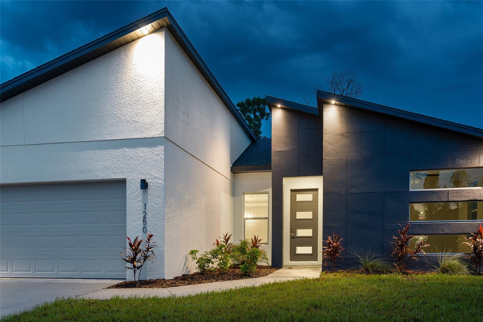 PORT CHARLOTTE SUB 10 - Residential Lease
