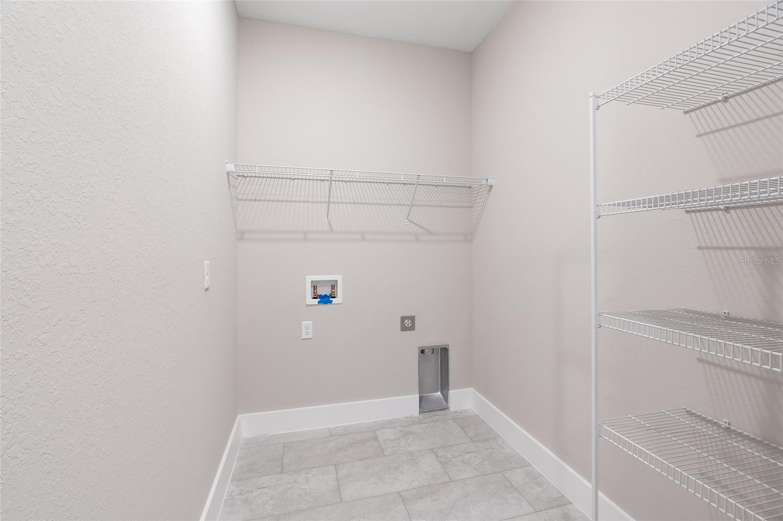 PORT CHARLOTTE SUB 10 - Residential Lease