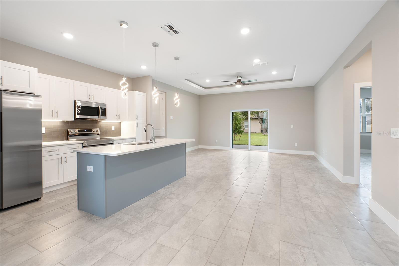 PORT CHARLOTTE SUB 10 - Residential Lease