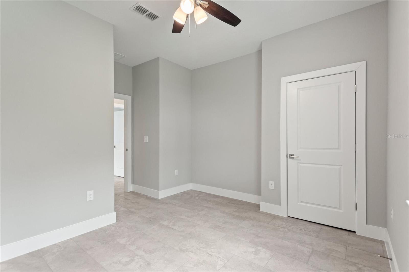 PORT CHARLOTTE SUB 10 - Residential Lease