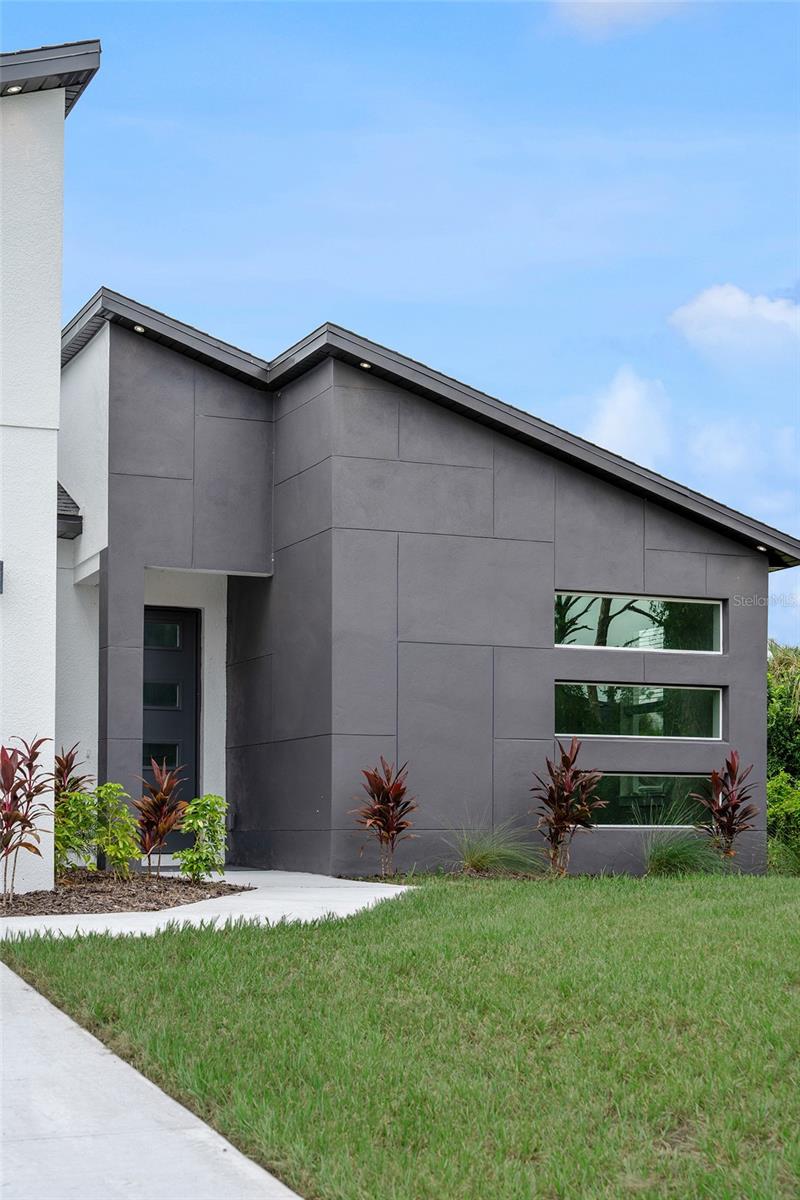 PORT CHARLOTTE SUB 10 - Residential Lease