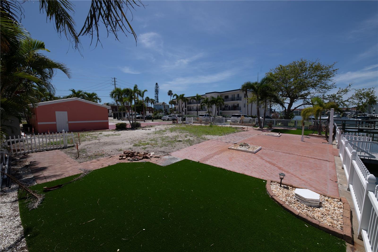 TREASURE ISLAND CITY OF - Land