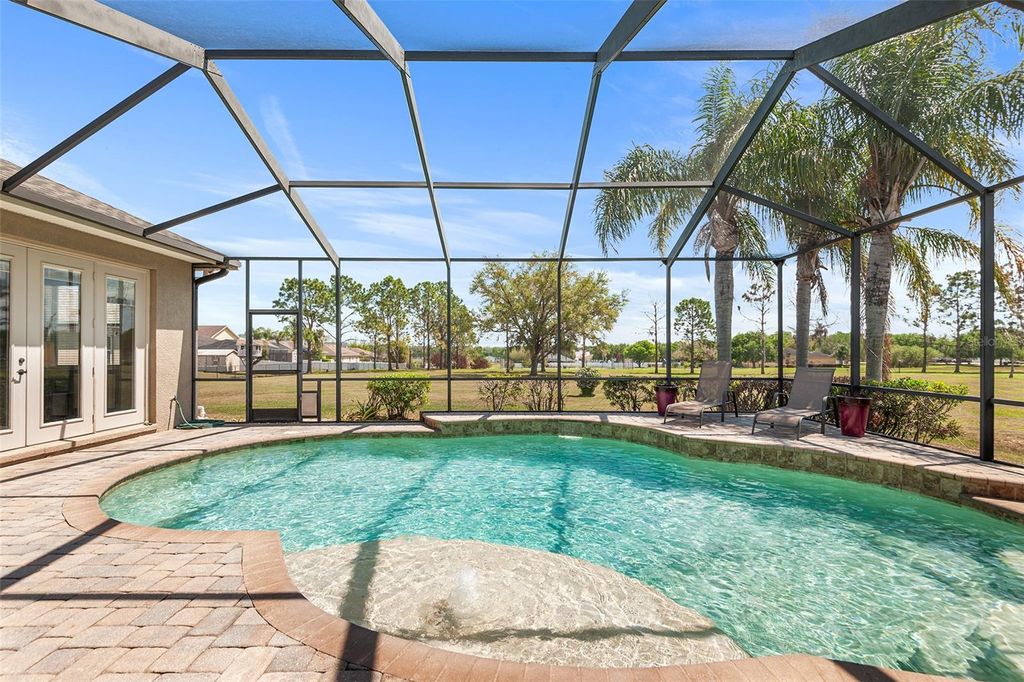 Photo of 1890 E F Griffin Road #E, Bartow, FL 33830 (MLS # P4938279)