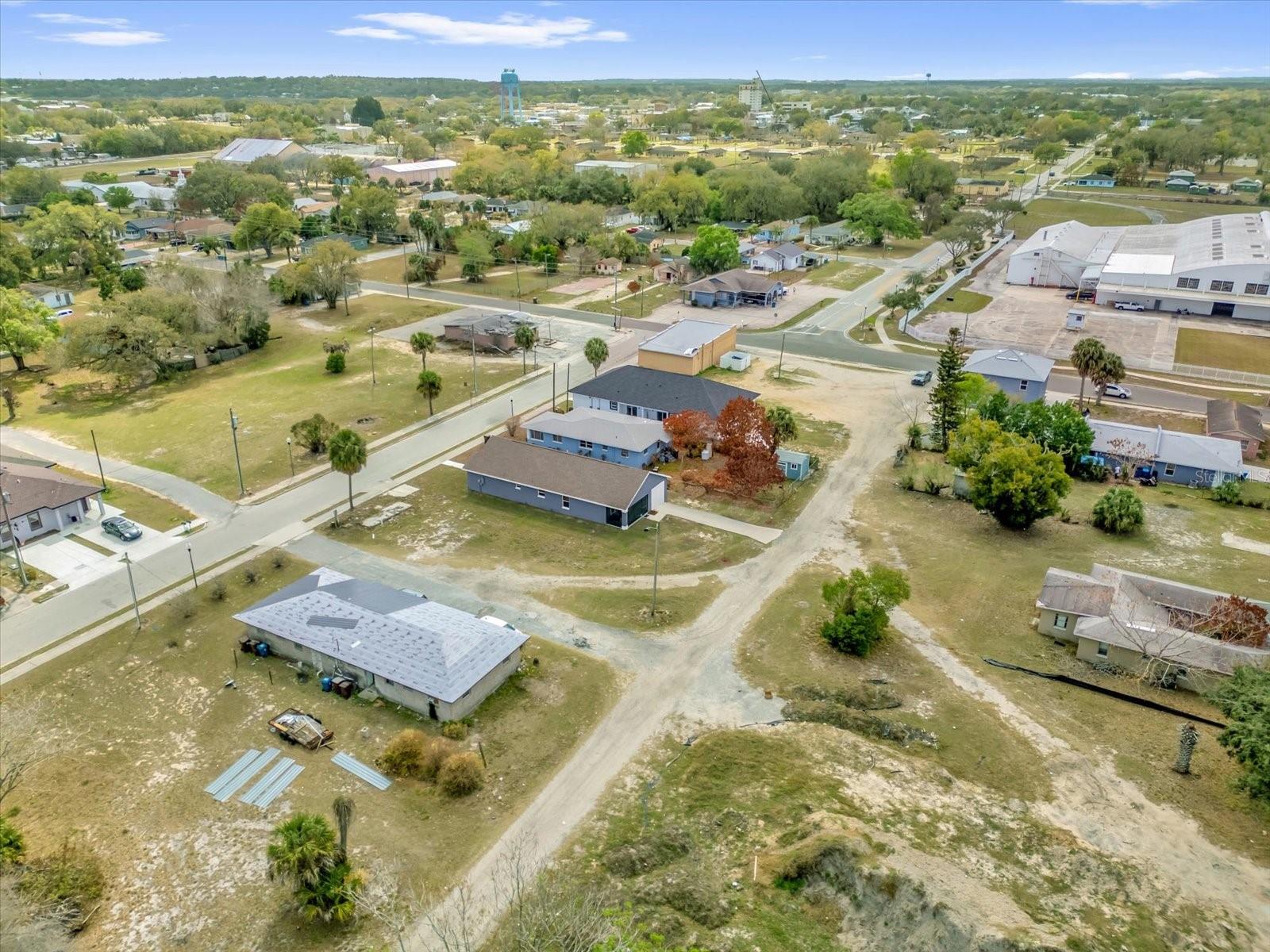 LINCOLN PARK ADD - Residential