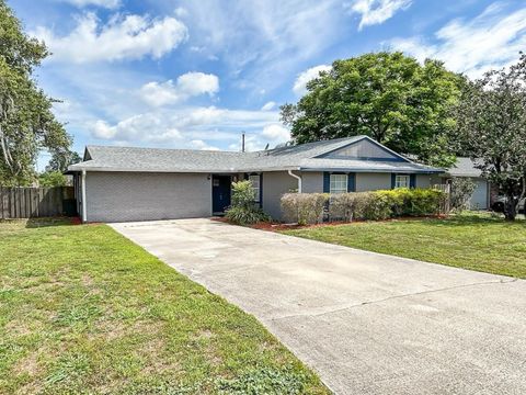 Photo of 2802 Christie Lane, Lakeland, FL 33812 (MLS # TB8493815)
