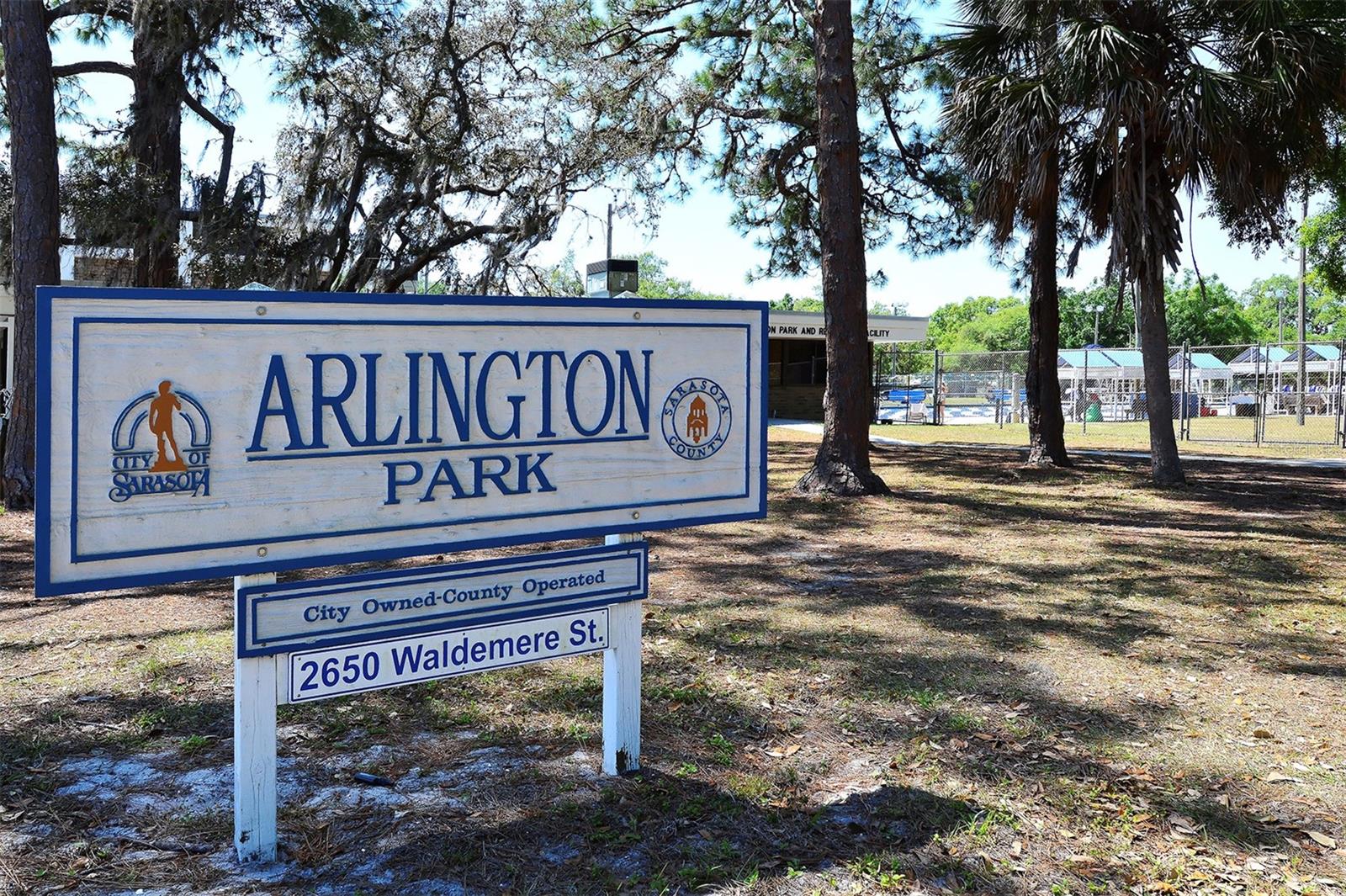 ARLINGTON PARK - Residential