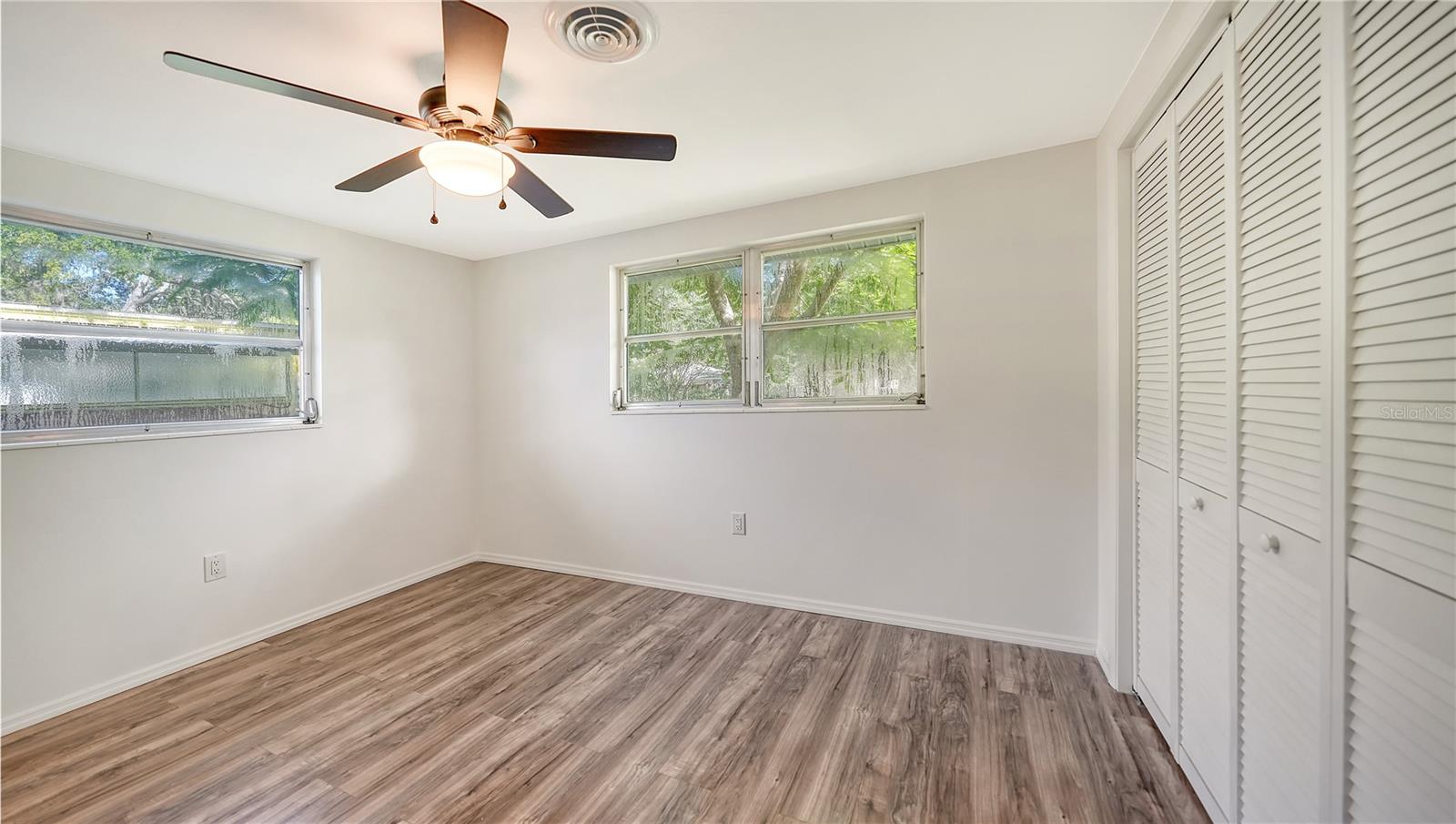 ARLINGTON PARK - Residential