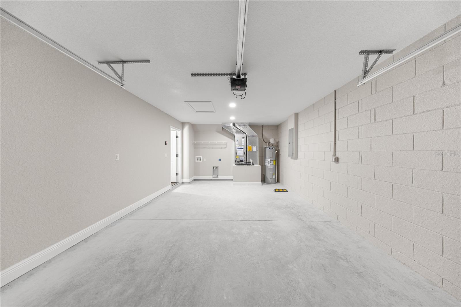 WILLISTON HYLNDS GOLF & C CLUB ESTATE - Residential