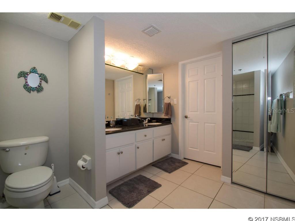 Sunrise Condo - Residential