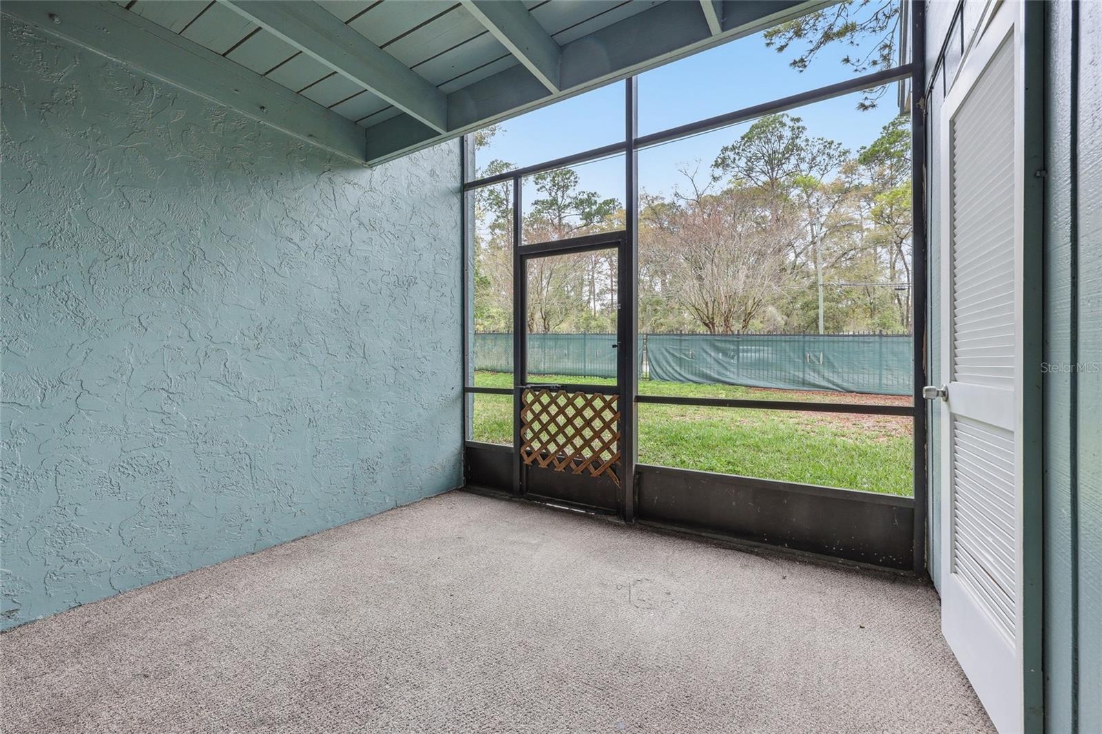 CRICKET CLUB CONDO - Residential