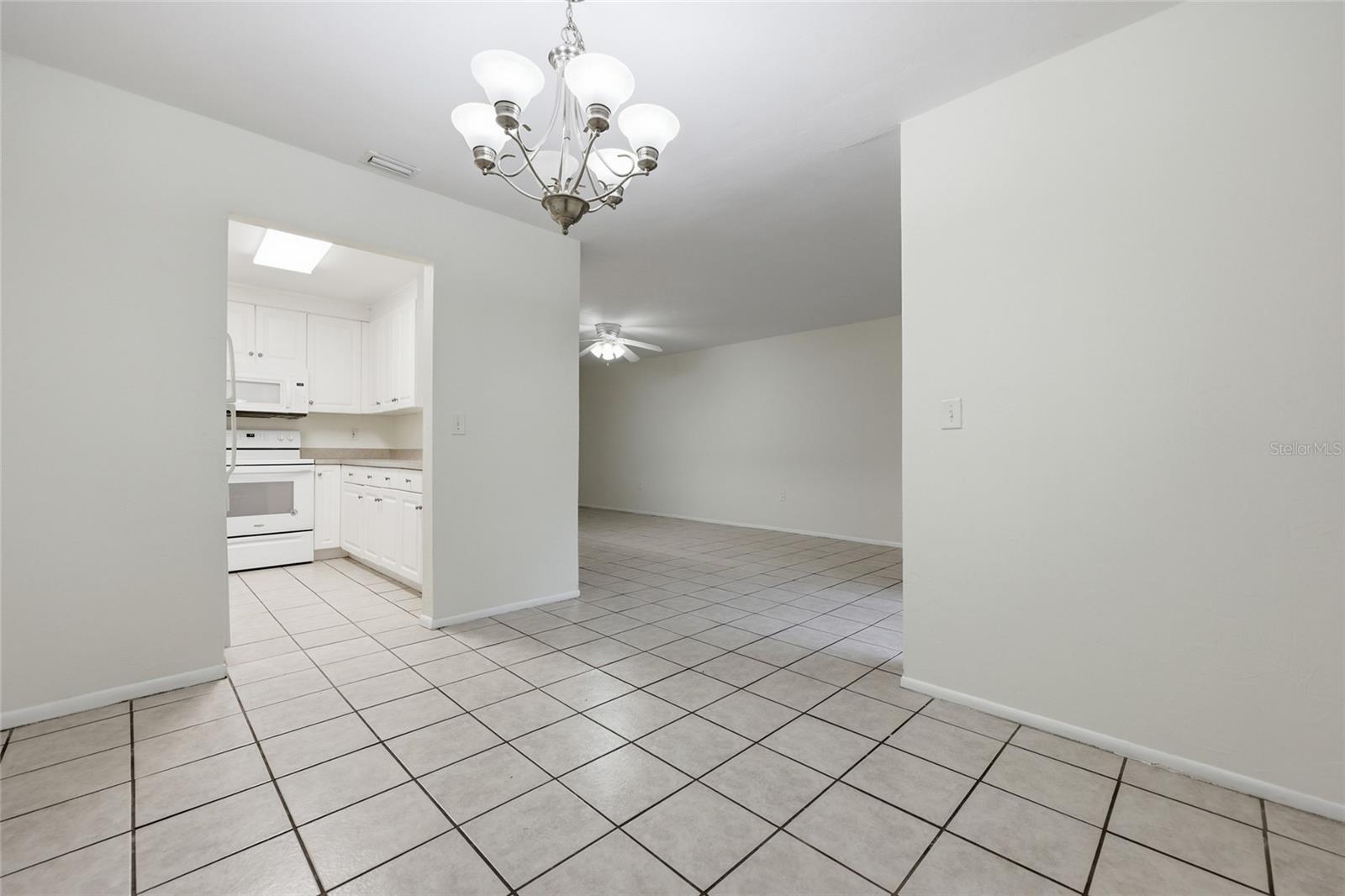 CRICKET CLUB CONDO - Residential