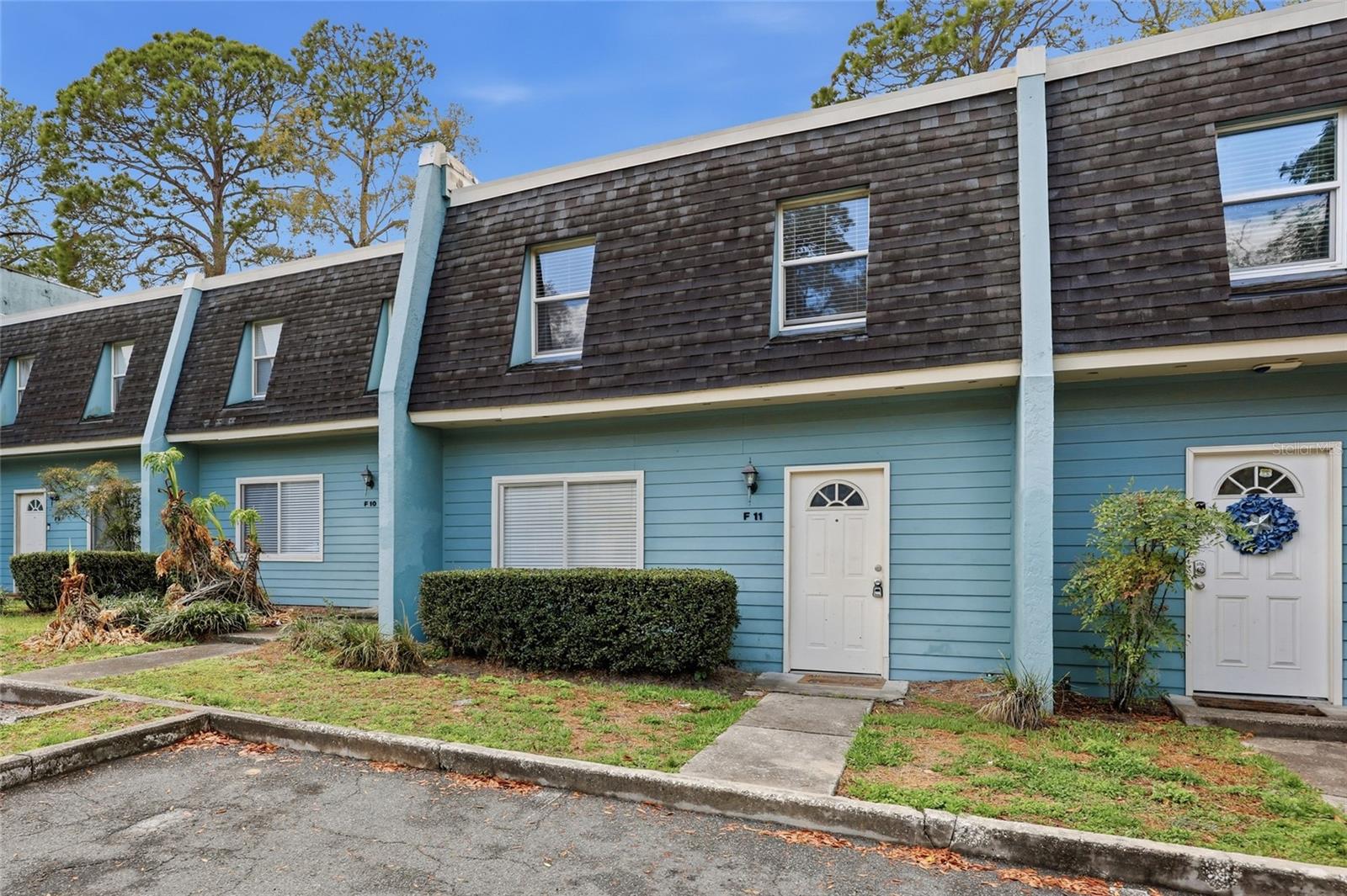 CRICKET CLUB CONDO - Residential