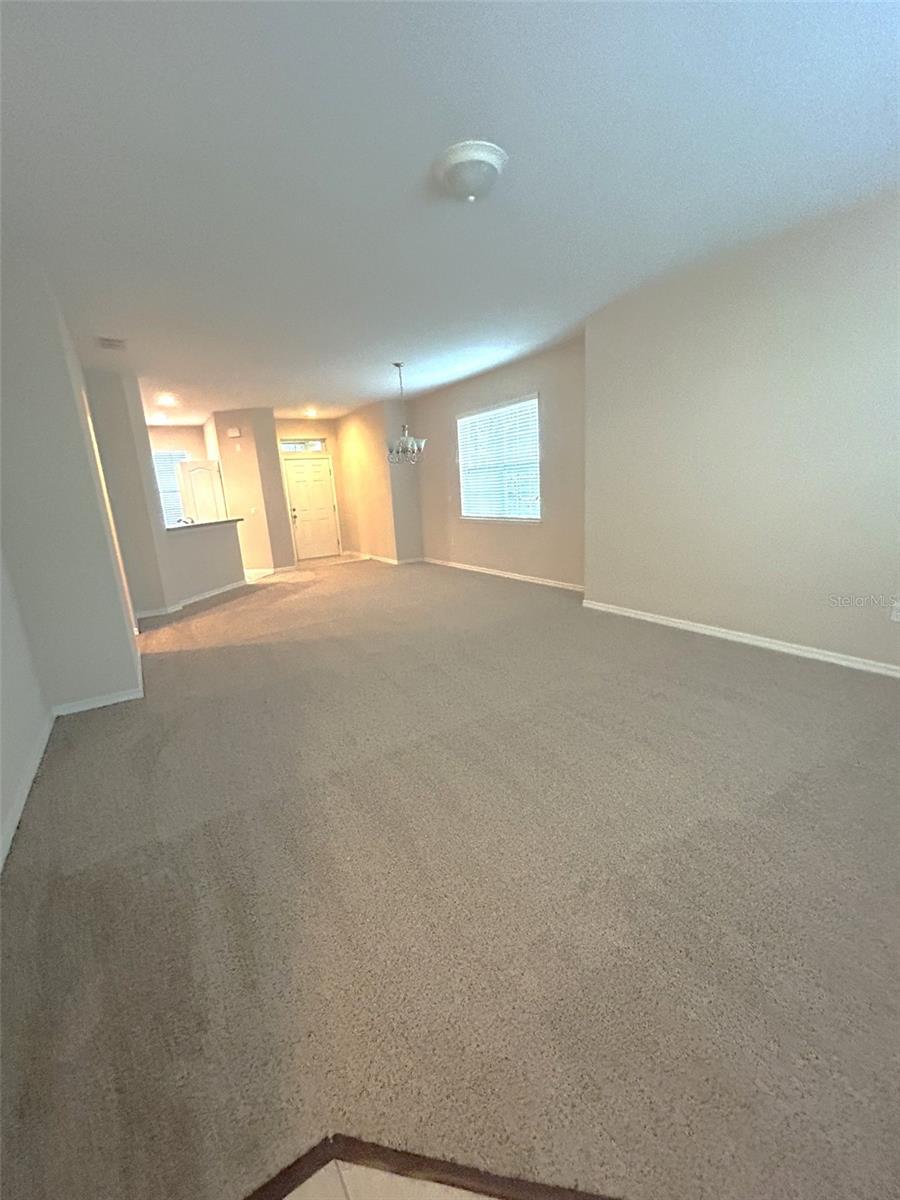 LAKESIDE VILLAS - Residential Lease