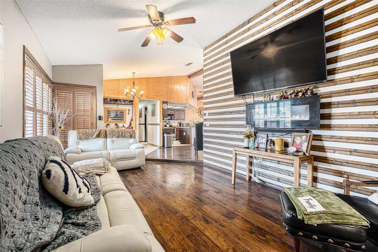 RIVER COUNTRY ESTATES - Residential