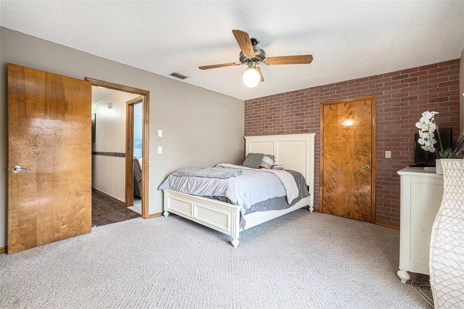 RIVER COUNTRY ESTATES - Residential