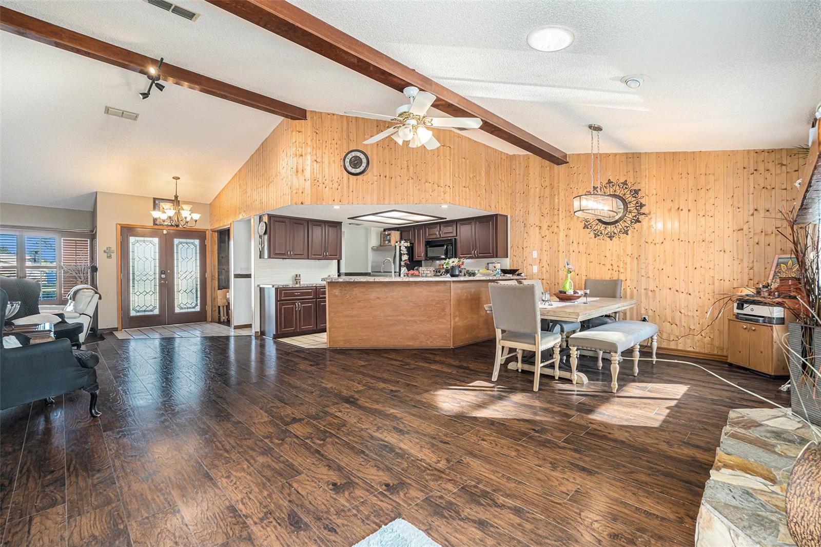 RIVER COUNTRY ESTATES - Residential