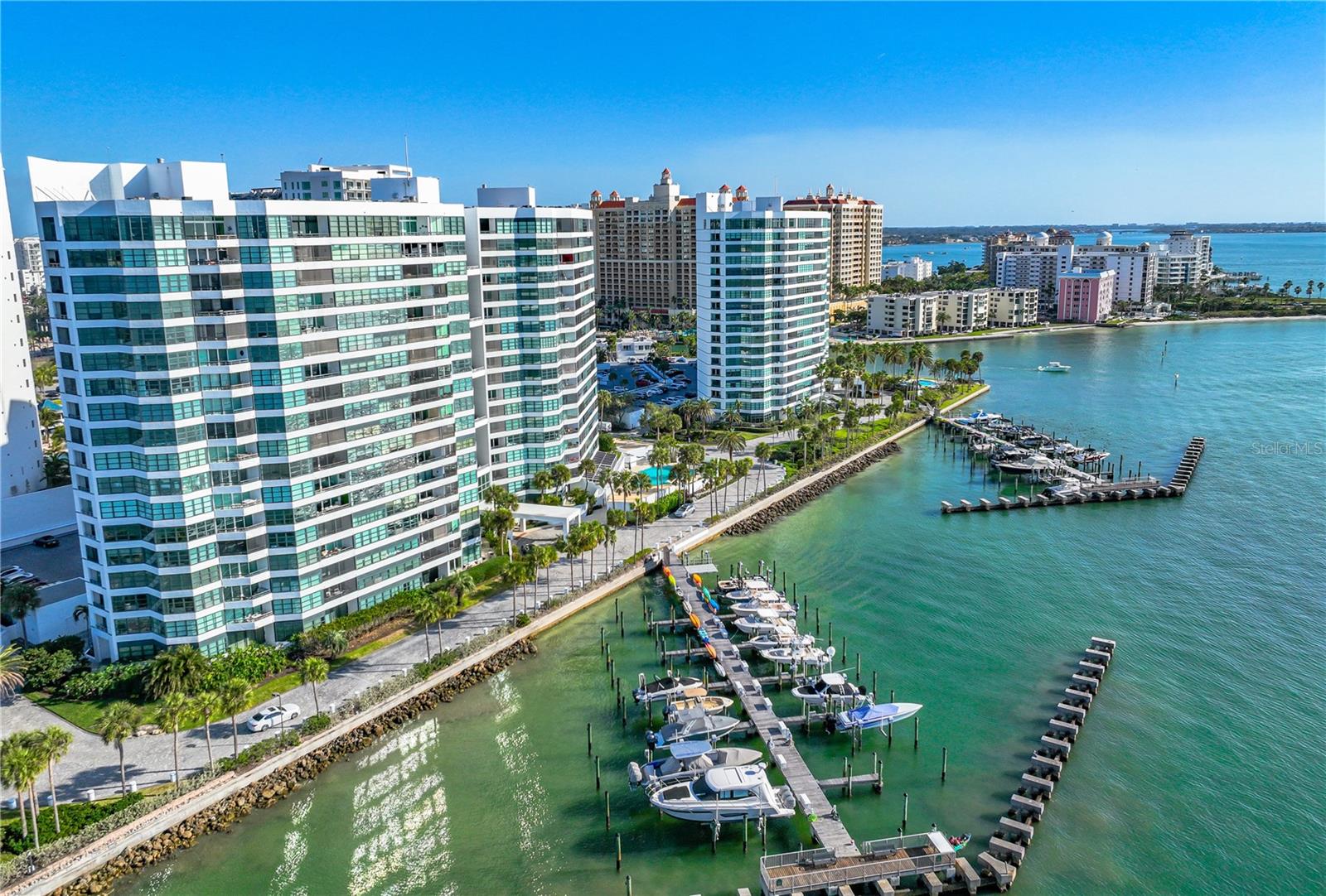 CONDO ON THE BAY TOWER II - Residential