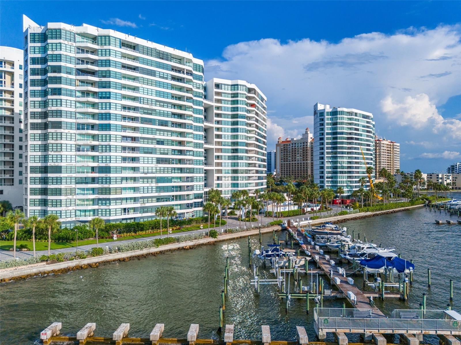 CONDO ON THE BAY TOWER II - Residential