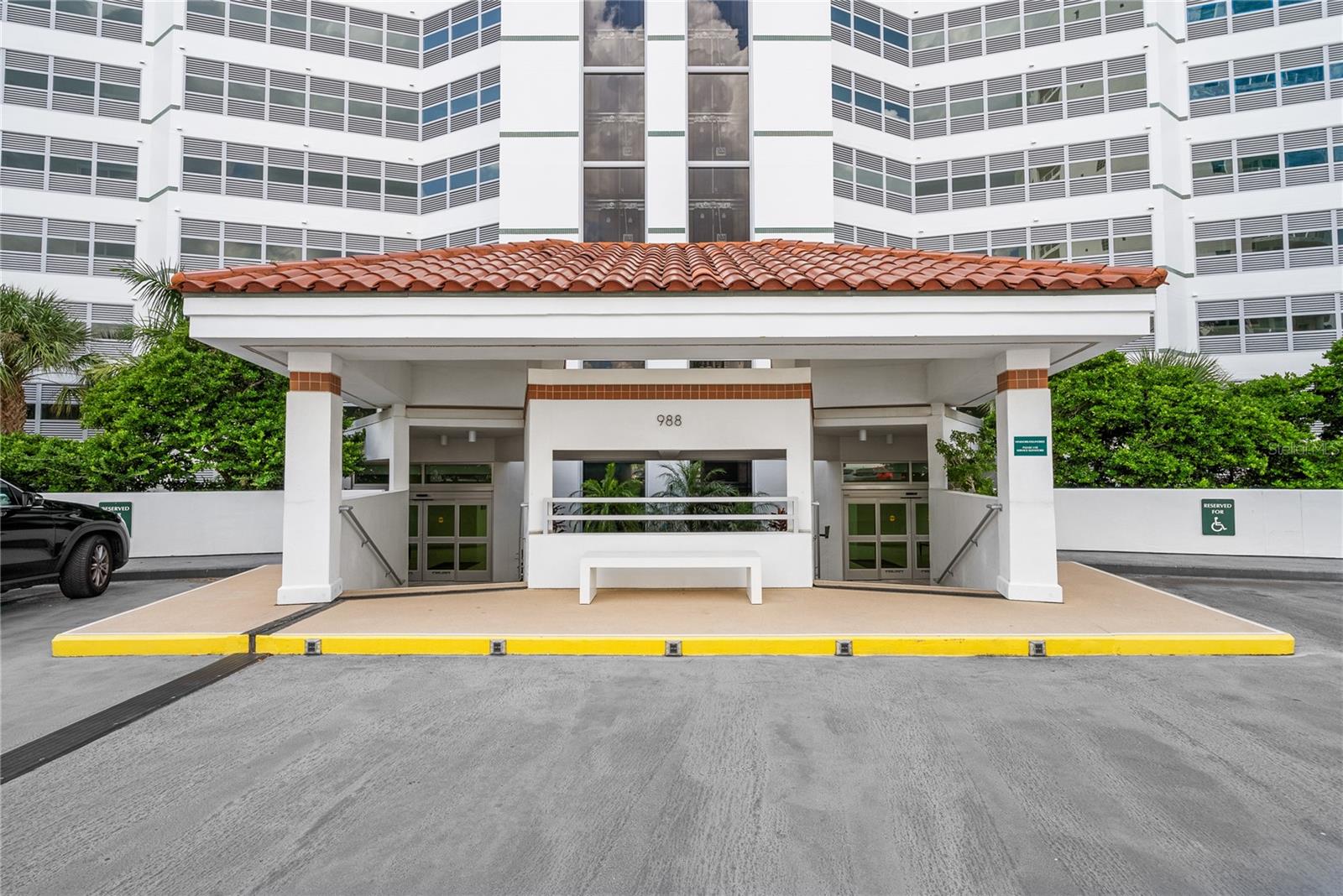 CONDO ON THE BAY TOWER II - Residential