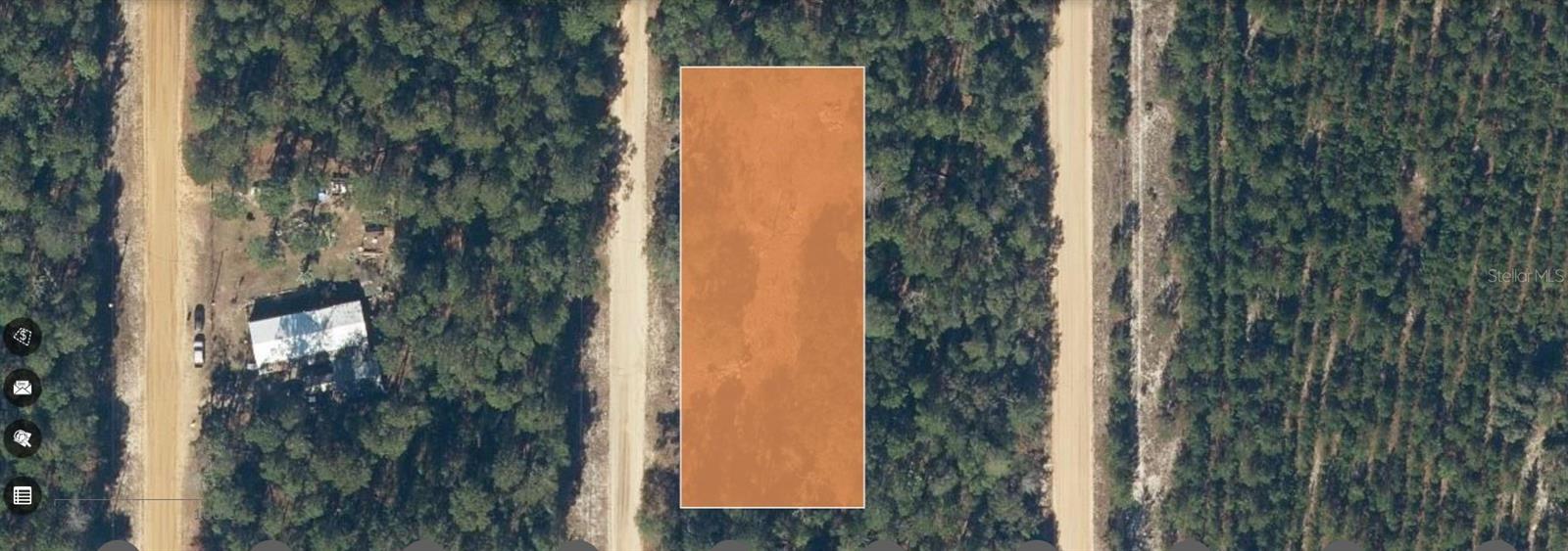 INTERLACHEN LAKES ESTATES - Land