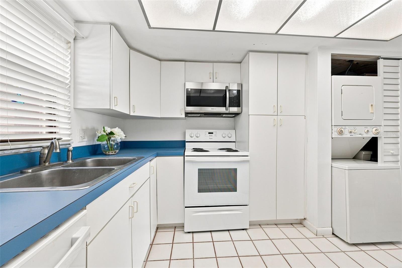 7050 SUNSET DRIVE S 610
