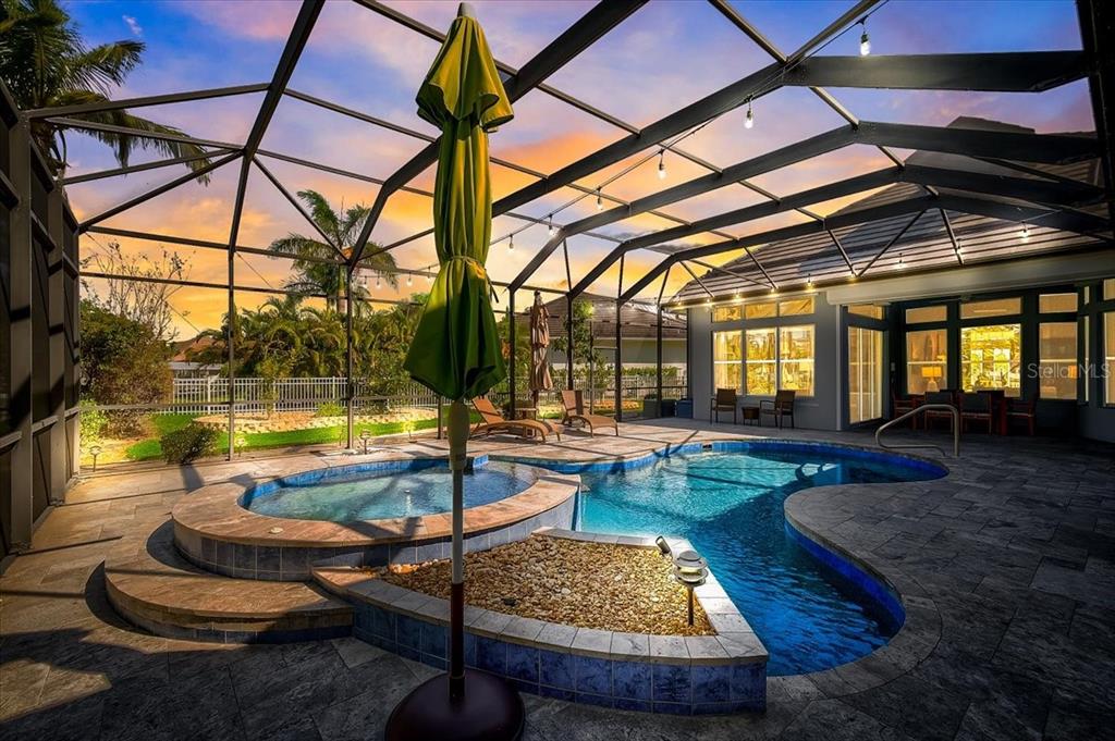 HARBOUR WALK - Residential