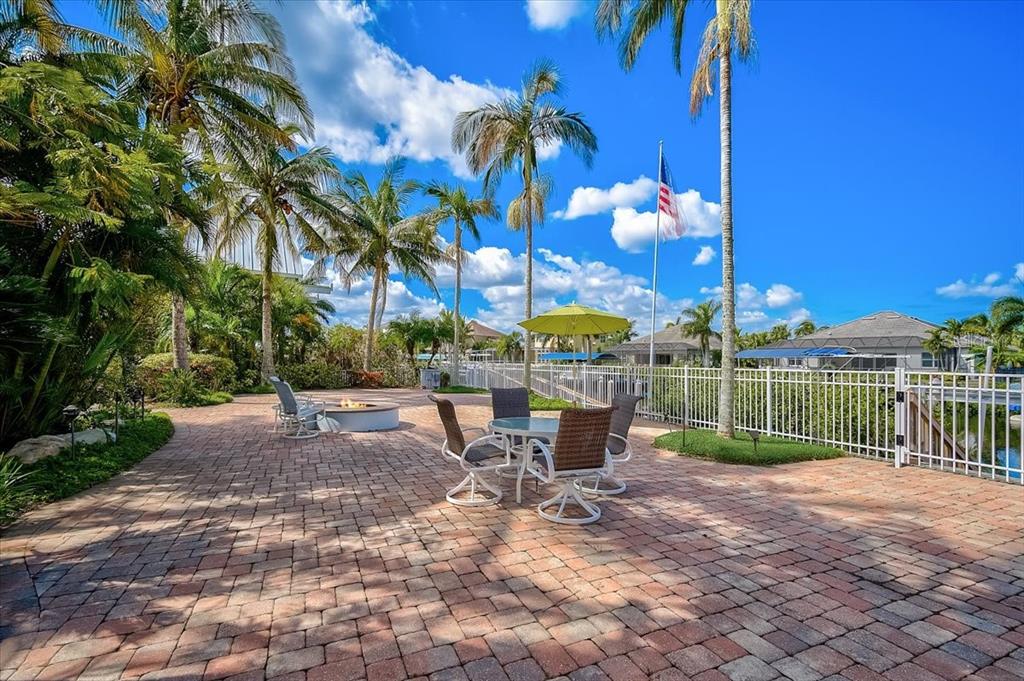 HARBOUR WALK - Residential