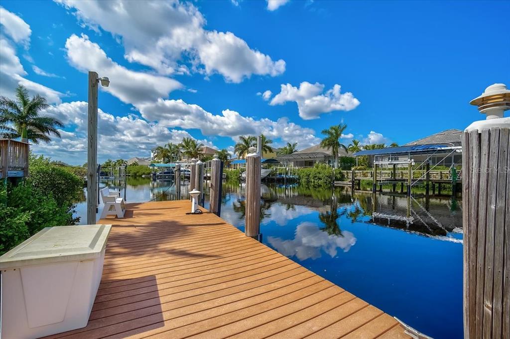 HARBOUR WALK - Residential