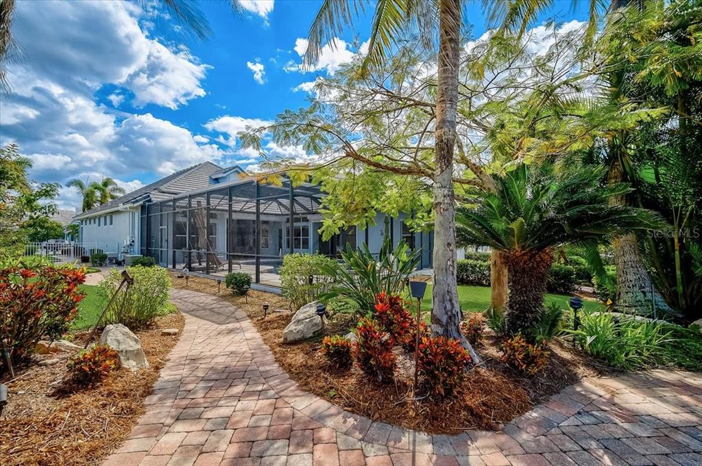 HARBOUR WALK - Residential