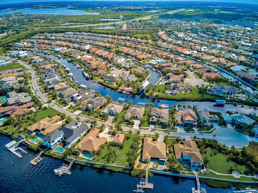 HARBOUR WALK - Residential