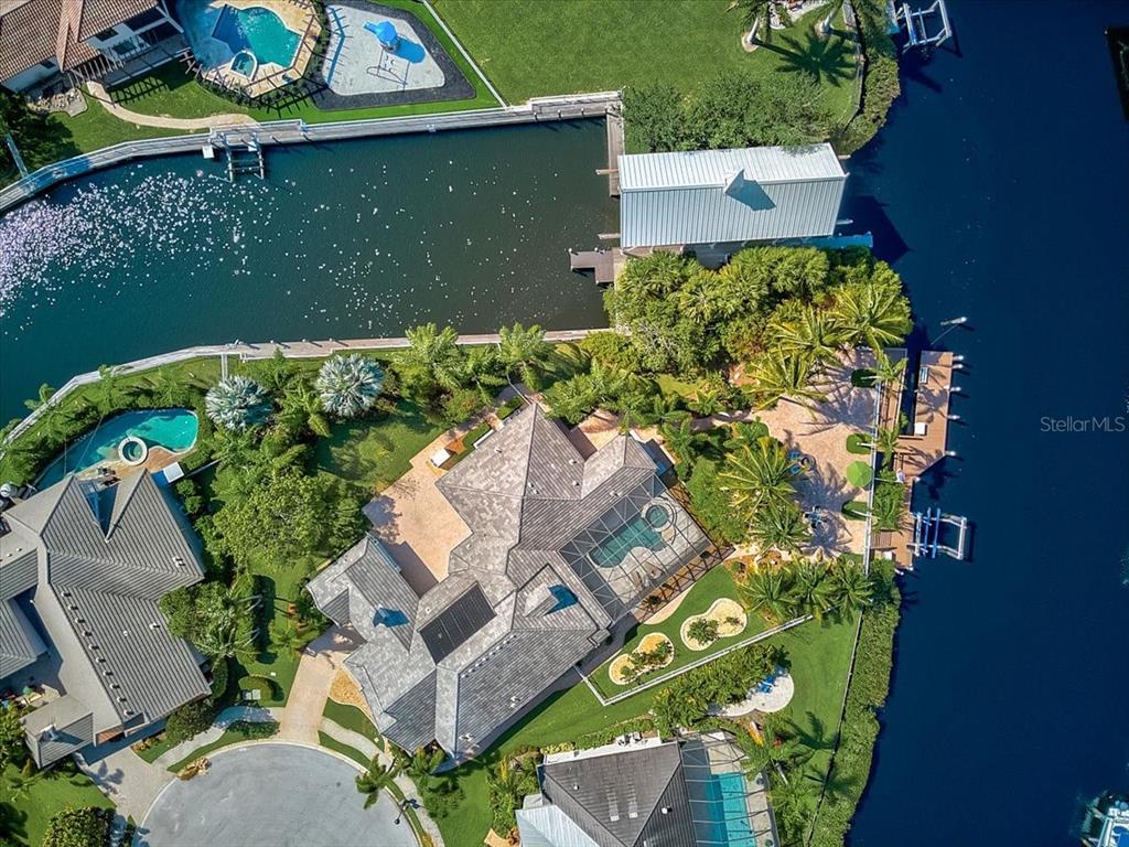 HARBOUR WALK - Residential