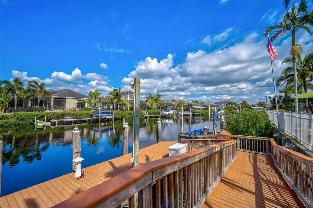HARBOUR WALK - Residential