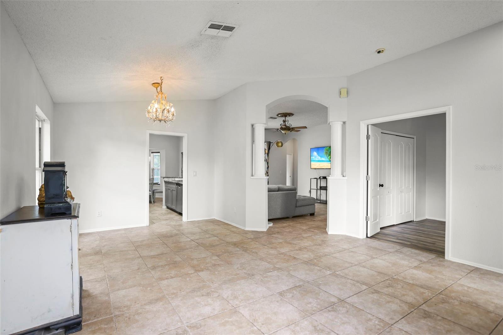 4948 RIDGEMOOR CIRCLE