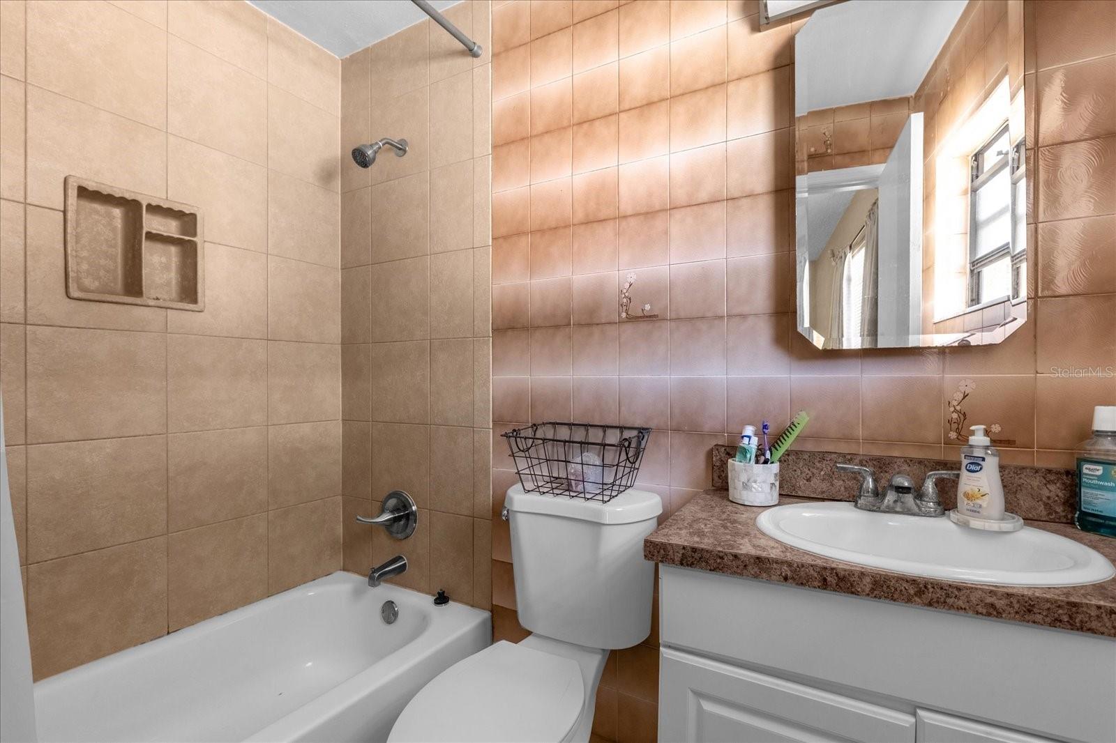 LAKESIDE HEIGHTS - Residential