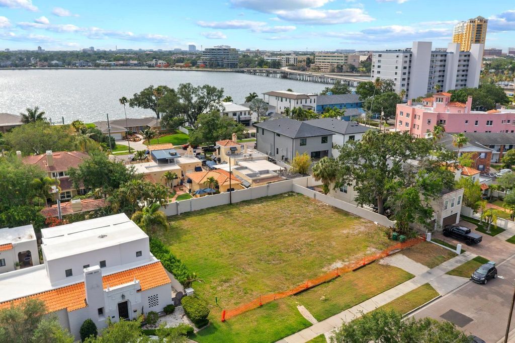 Photo of 32 Aegean Avenue, Tampa, FL 33606 (MLS # TB8506246)