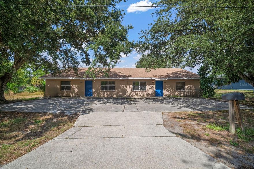 Fantastic investment opportunity in Tampa! This large duplex sits on an oversized lot and offers excellent rental potential with spacious floor plans on both sides. Whether you’re looking to maximize cash flow or live in one unit while renting the other, this property delivers flexibility and strong returns.
The expansive lot provides ample parking and outdoor space, making it attractive to long-term tenants or short-term rental strategies. With high rental demand in the area, this duplex presents a chance to generate consistent income while benefiting from future appreciation.
Conveniently located close to shopping, dining, major highways, and all that Tampa has to offer, this property is a smart addition to any portfolio. Don’t miss your opportunity to secure a high-performing asset in a prime location!