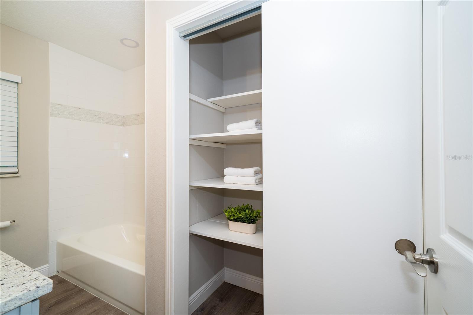 TEMPLE TERRACE ESTATES - Residential