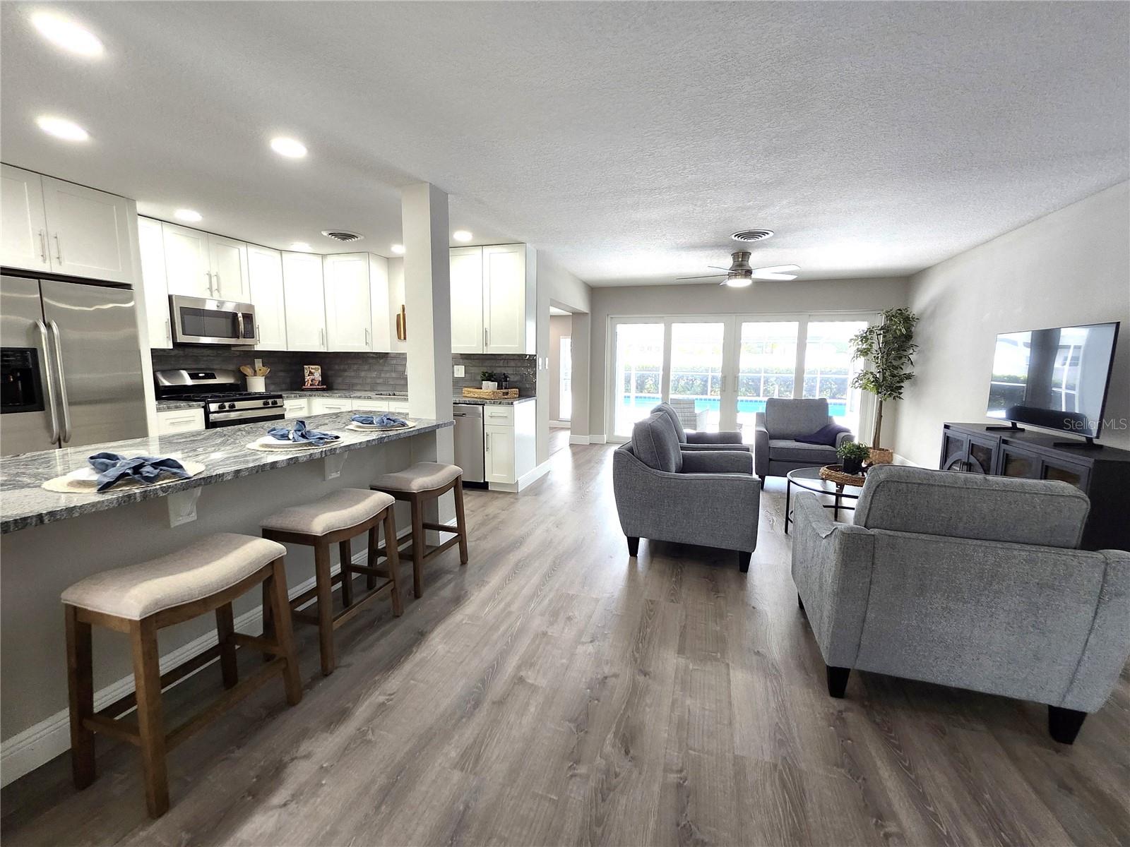 TEMPLE TERRACE ESTATES - Residential