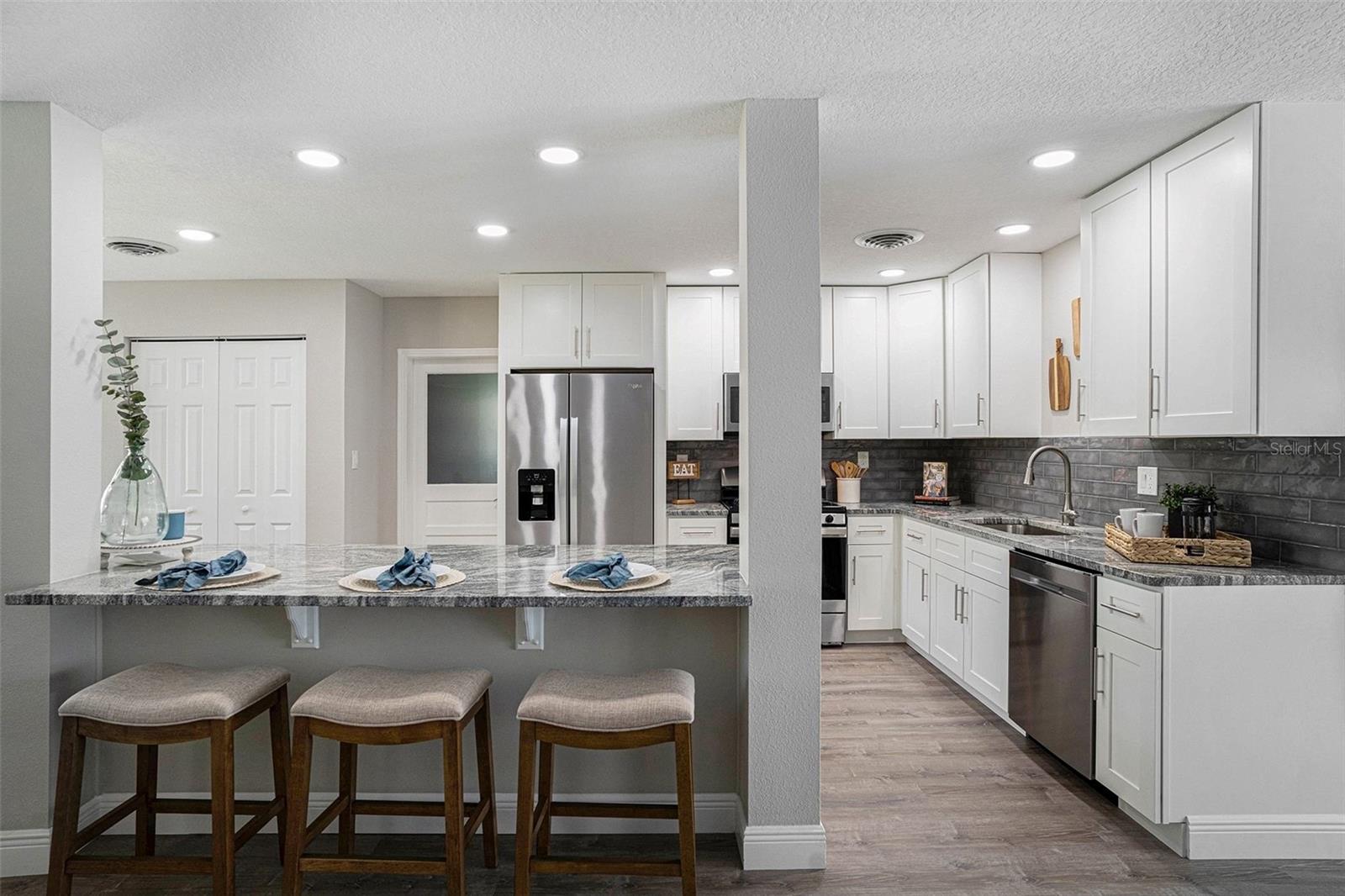 TEMPLE TERRACE ESTATES - Residential