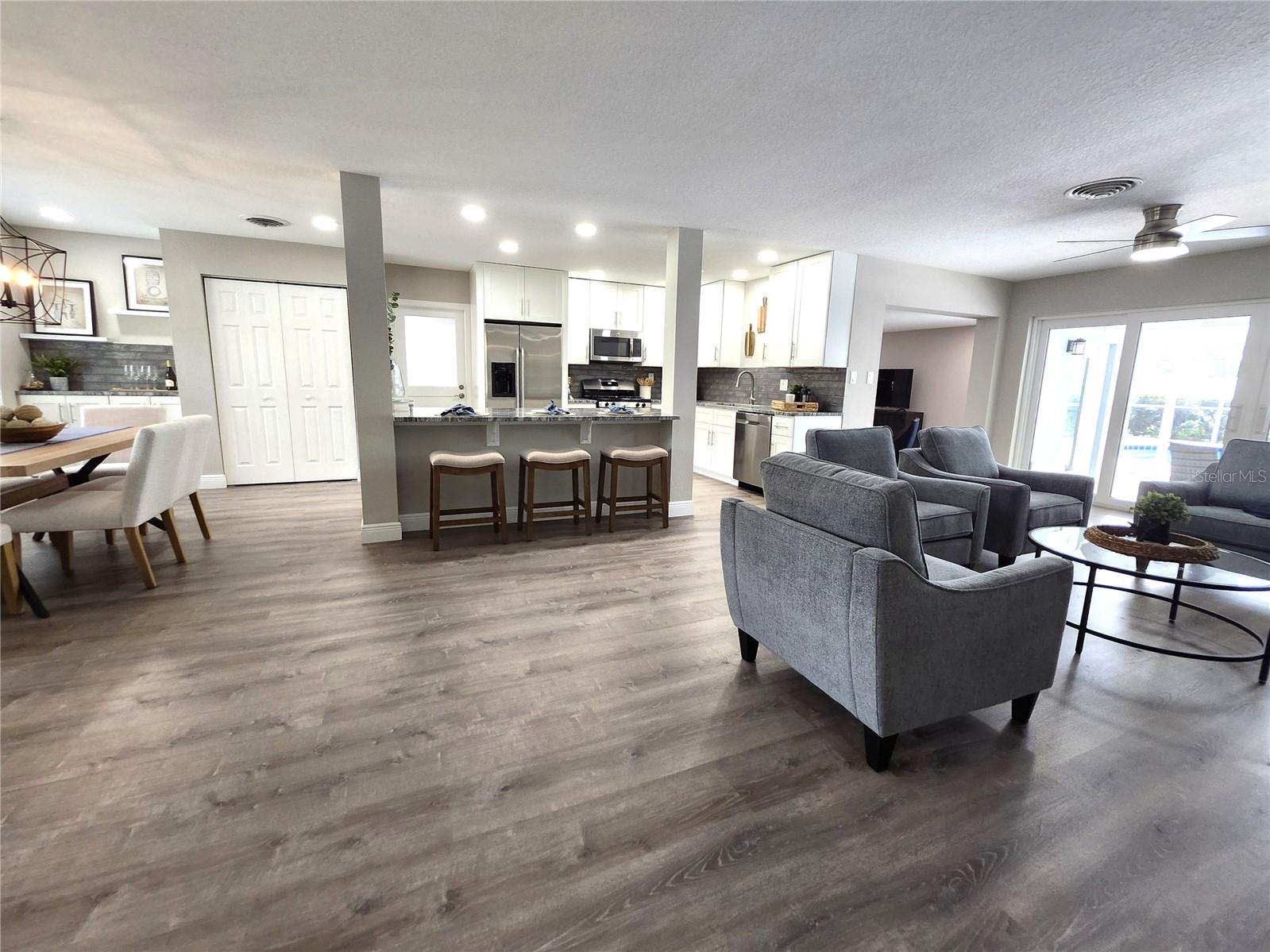 TEMPLE TERRACE ESTATES - Residential