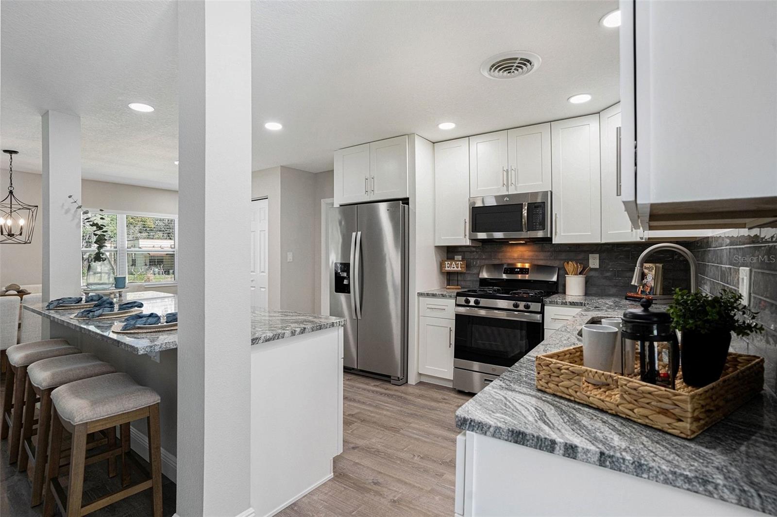 TEMPLE TERRACE ESTATES - Residential