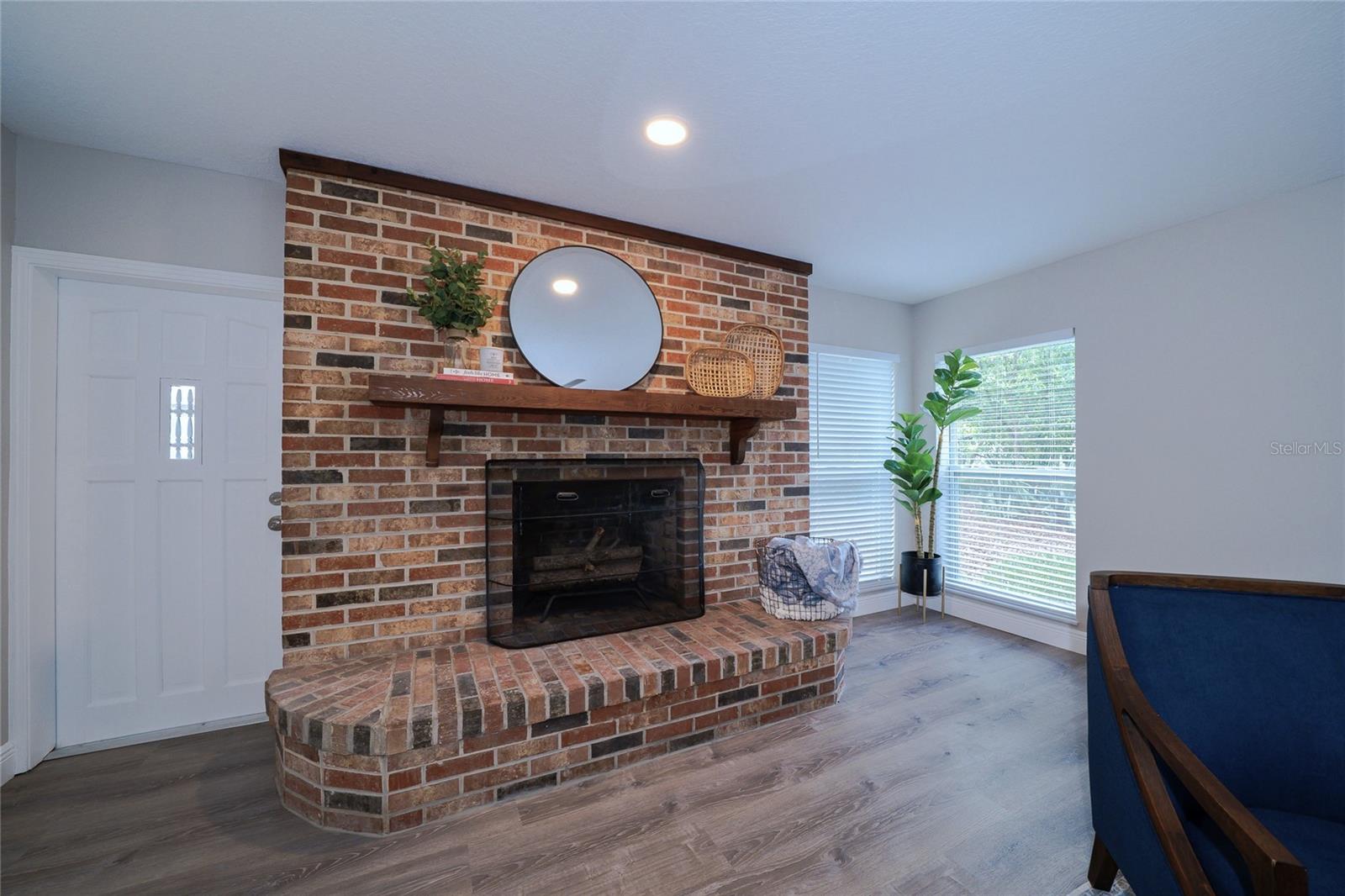 TEMPLE TERRACE ESTATES - Residential