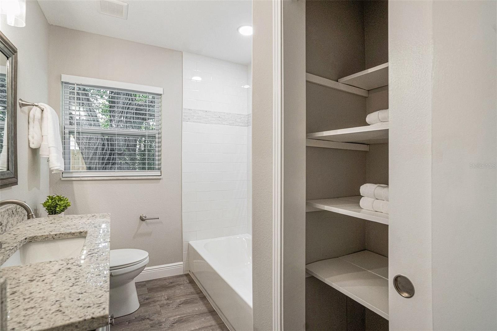 TEMPLE TERRACE ESTATES - Residential