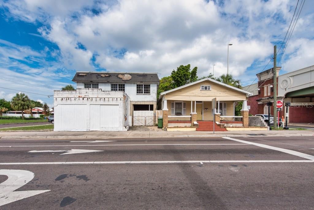 Photo of 1406 N Howard Avenue, Tampa, FL 33607 (MLS # TB8516527)