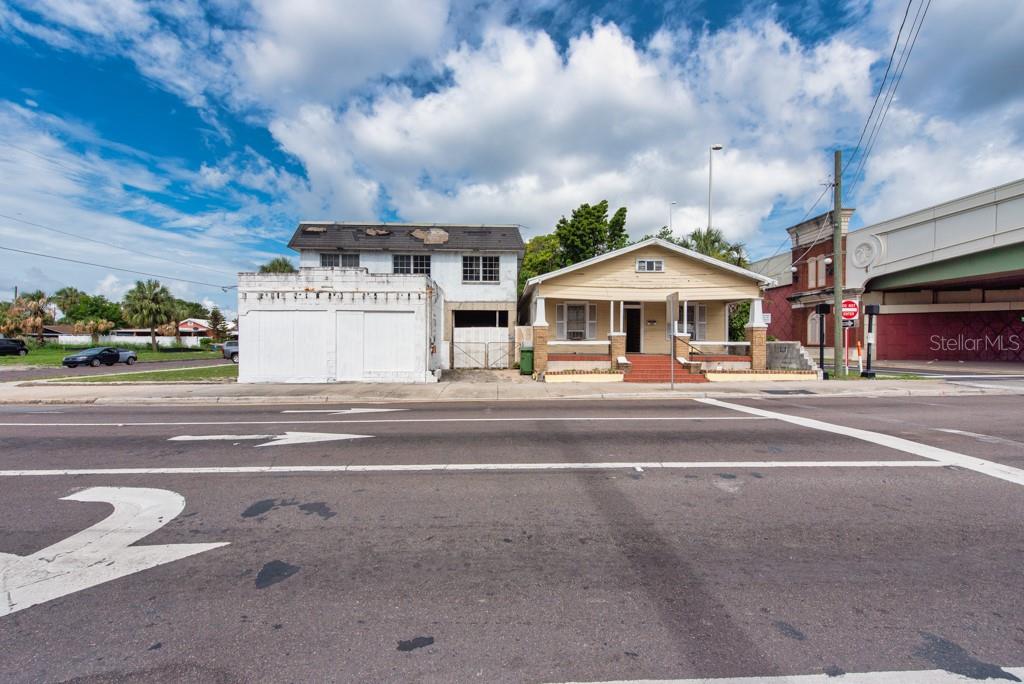 1406 N HOWARD AVENUE